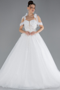 White Laced Long Princess Model Glitter Plus Size Wedding Dress ABU4460