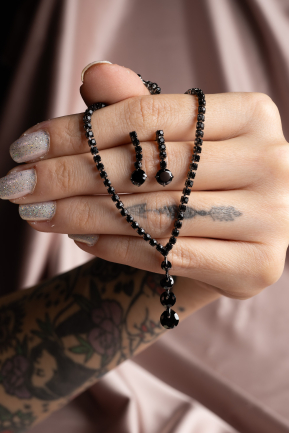 Black Accessory Set UK543