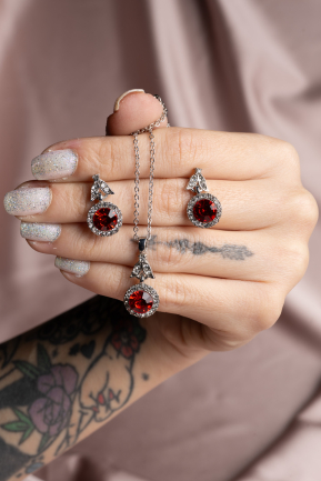 Red Accessory Set UK600