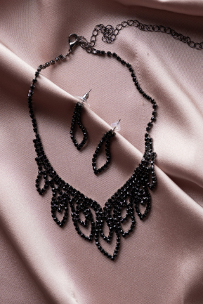 Black Accessory Set UK513
