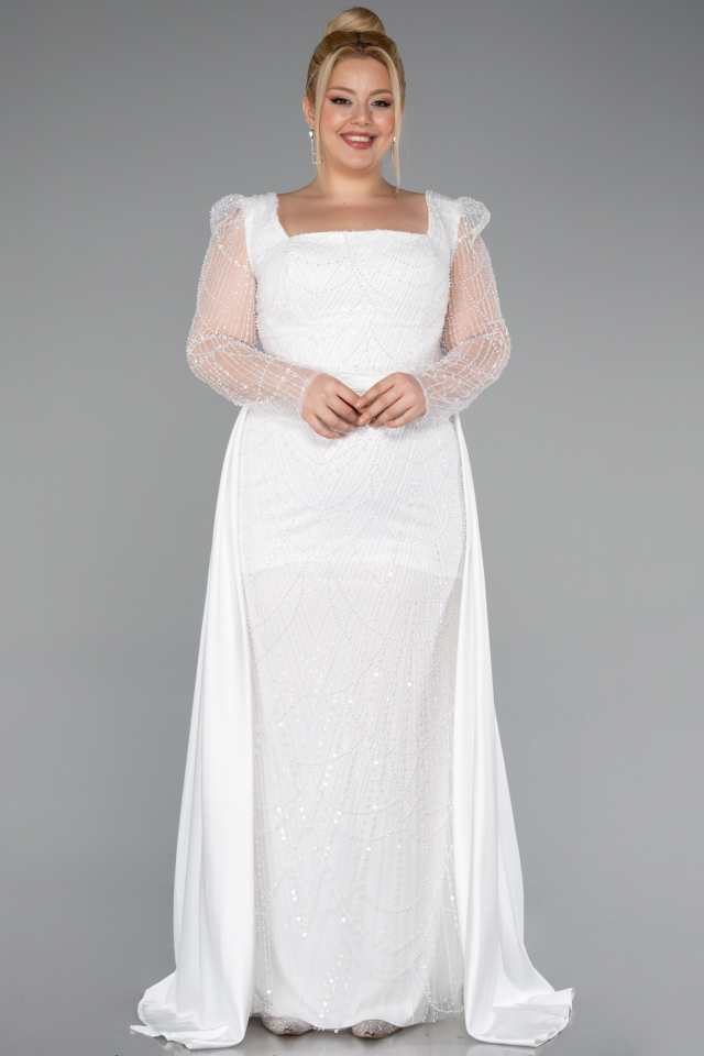 plus size engagement dress Trying engagment photo dresses as a size 16!! Huge shoutout to @Ashley  Lopez for recommending @SHOWPO  everything is linked in my ltk  #engagementdress #plussizebridal #curvyweddingdress