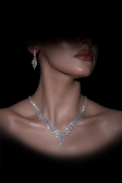 Swarovski Accessory Set UK970