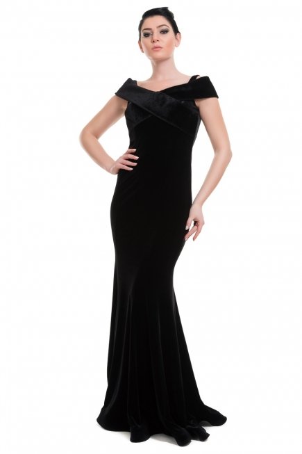 Uzun Siyah Kadife Abiye Elbise C3292