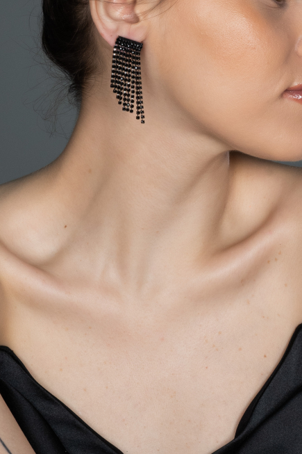 Black Earring UK559
