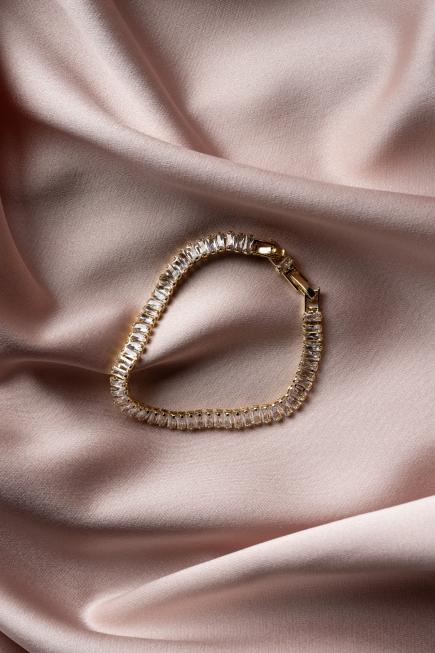 Gold Bracelet UK775