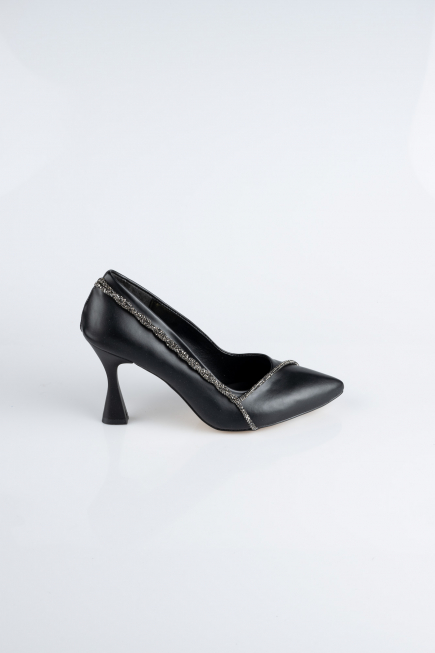 Black Leather Stiletto MJD5158