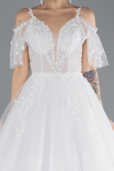 White Guipure Embroidered Long Plus Size Wedding Dress ABU4451