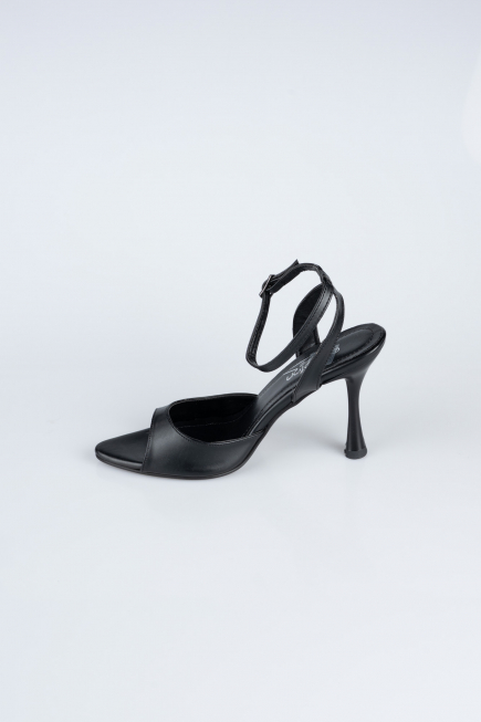 Black Leather Evening Shoe AB1134