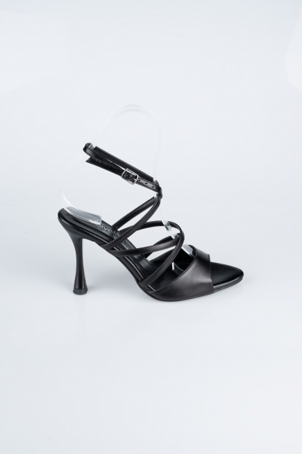 Black Leather Evening Shoe AB1136