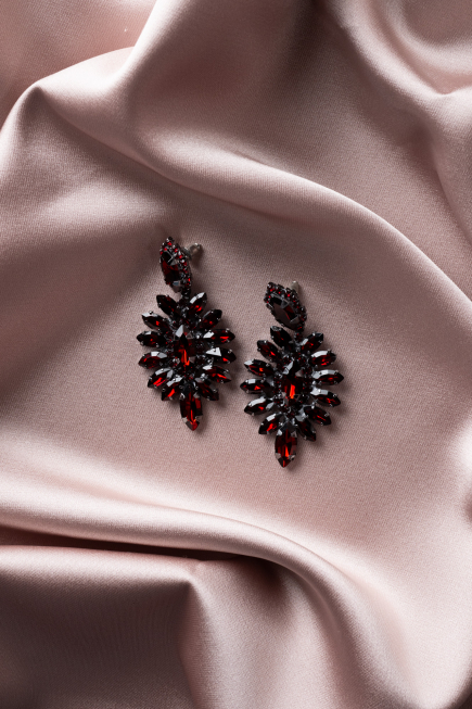 Burgundy Earring UK528