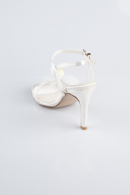 White Satin Evening Shoe AB1151