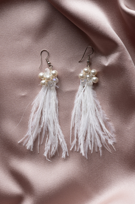 White Earring TK228