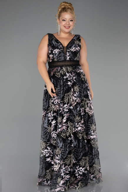 Long Black Laced Plus Size Evening Gown ABU4261